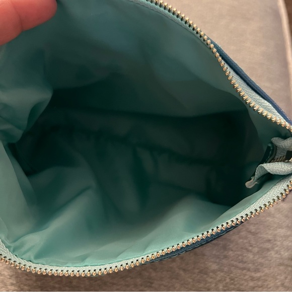 La Mer Cosmetic Bag - Picture 4 of 4